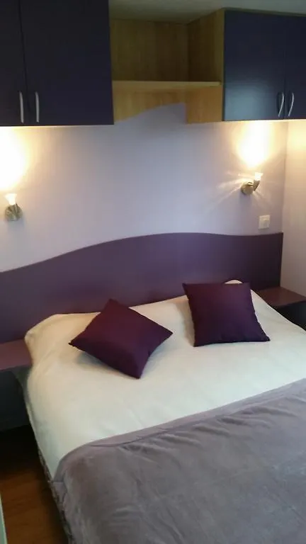 אתר קמפינג ארדבן Mobil-Home Dans Camping Les Sept Saints